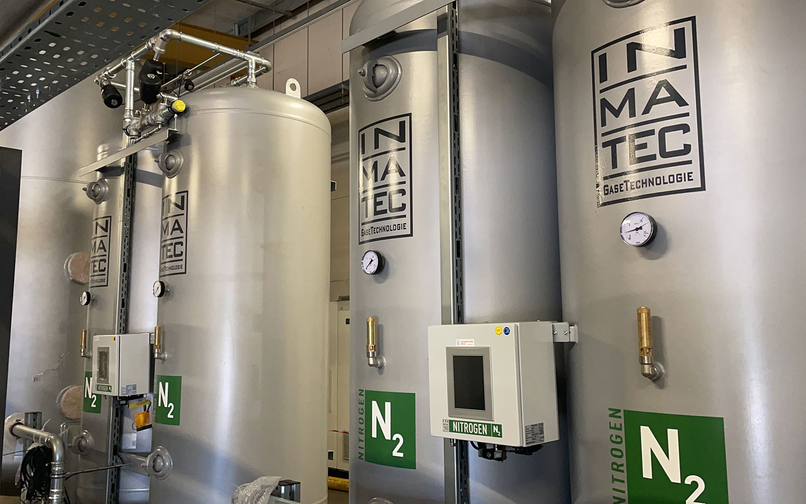 Nitrogen and Oxygen Gas